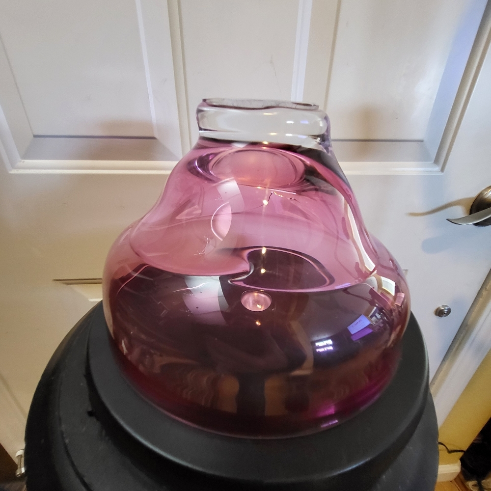 Signed Pink Art Glass Free Form Bowl 8.5" - Picture 10 of 12
